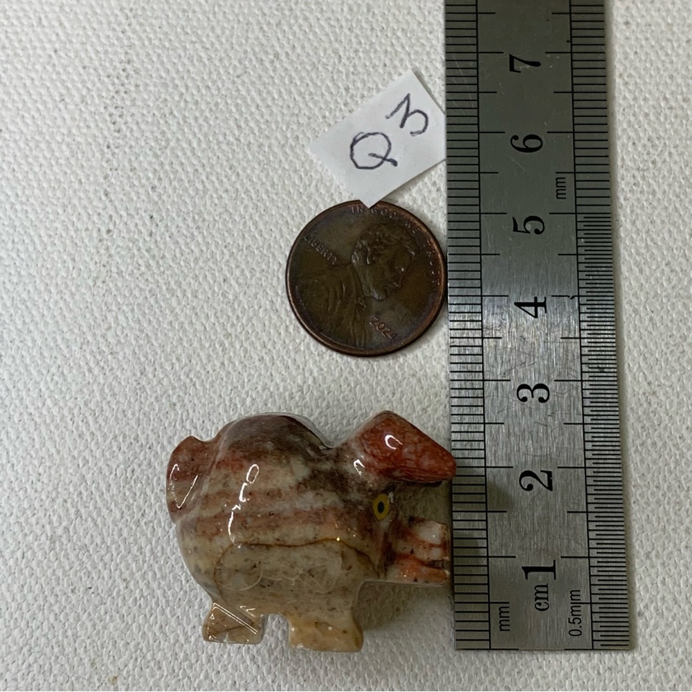 Red Soapstone Carved Pig Figurine Miniature Stone Farm Animal Carving Mini Swine - Picture 15 of 15